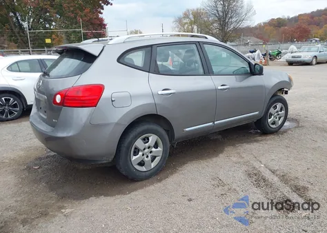 2015 Nissan Rogue Select S z USA, uszkodzony, nr VIN JN8AS5MV7FW251917